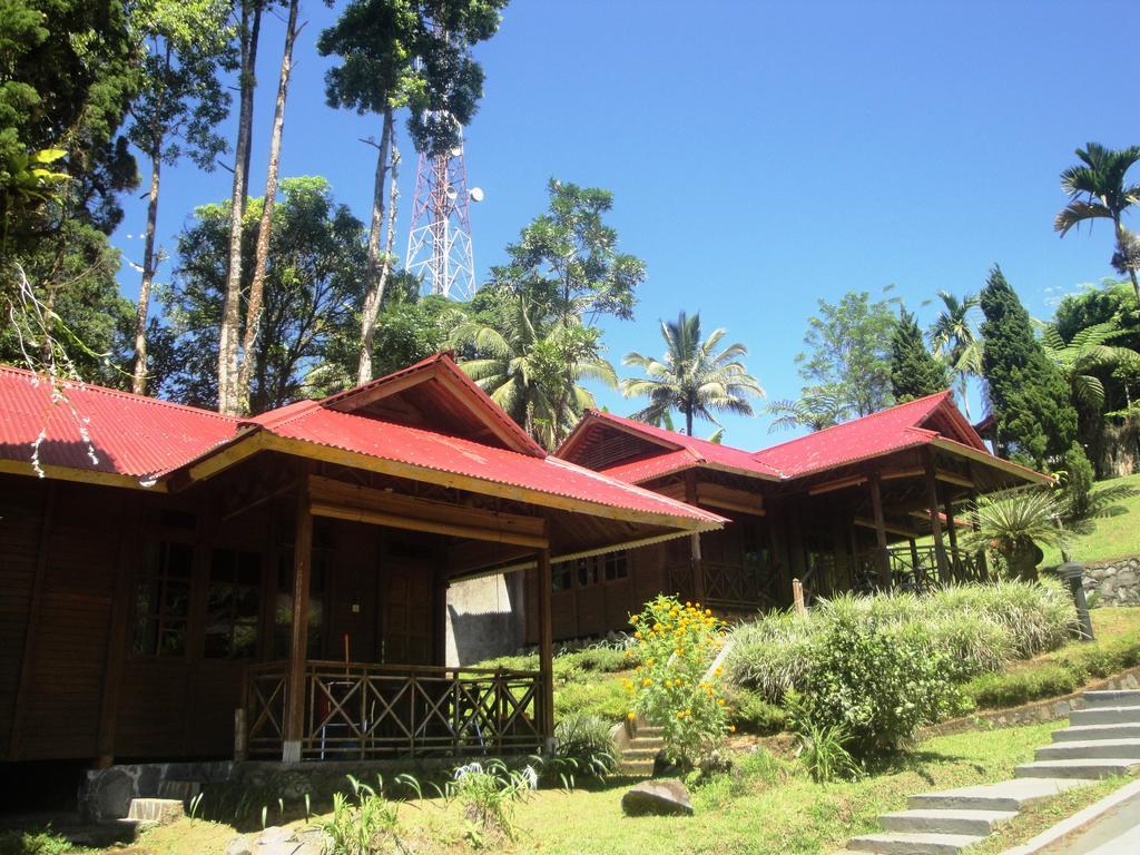Highland Resort & Nature Tours Tomohon Zewnętrze zdjęcie