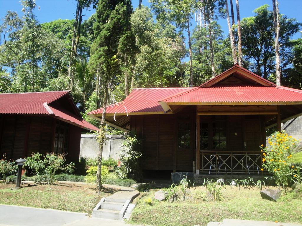 Highland Resort & Nature Tours Tomohon Zewnętrze zdjęcie